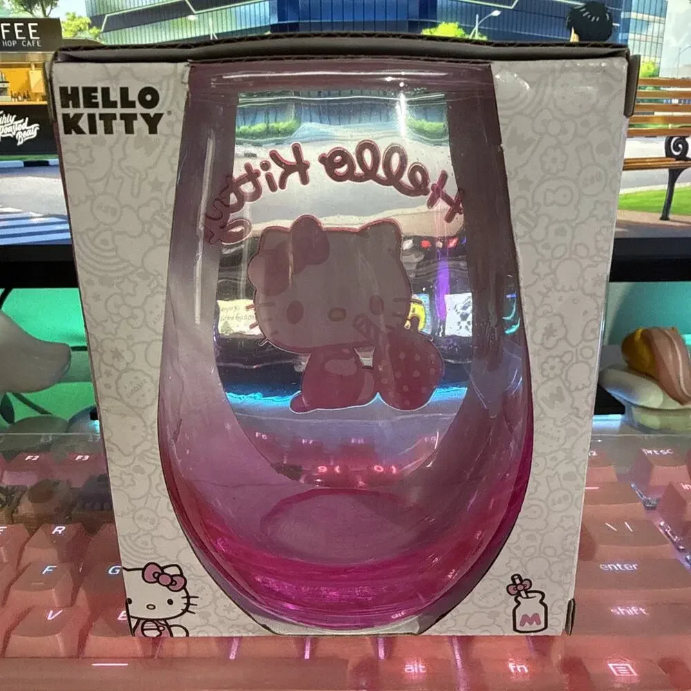 Sanrio Hello Kitty Tear Drop Glass 20oz Pink Stemless Cup 2023 Strawberry